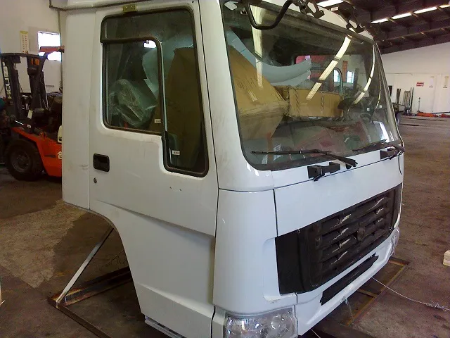 17.39m3 Sinotruk HOWO 6X4 Tipper 25ton Dump Truck 371HP Dumper Cote d′Ivoire