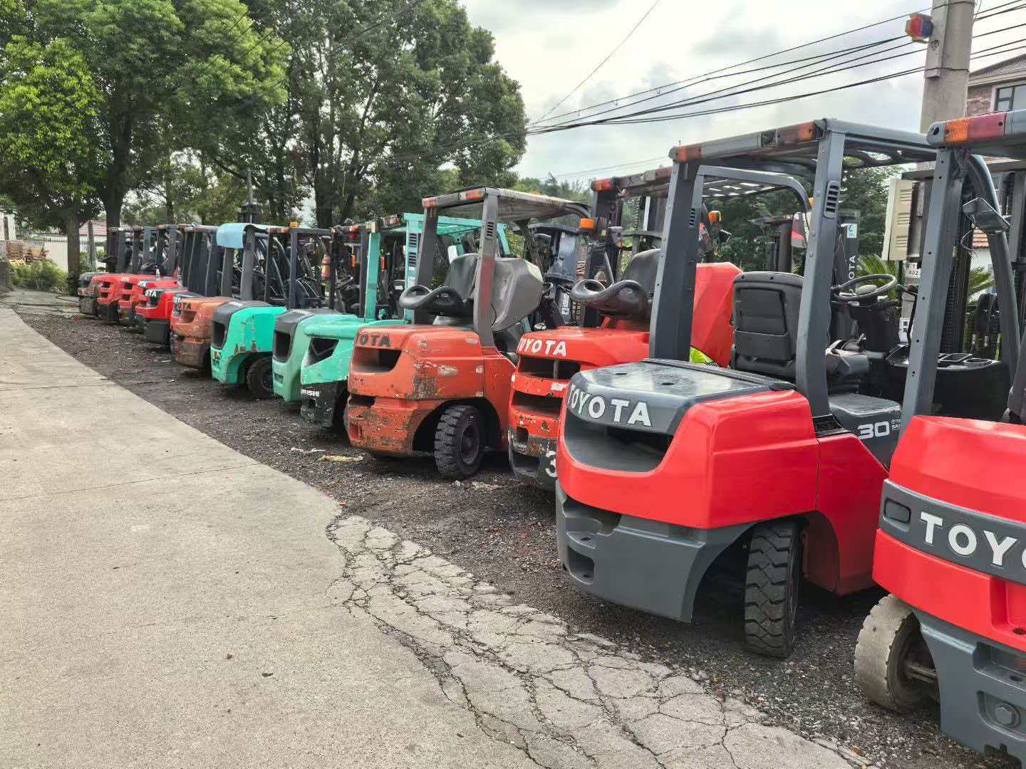 Best Used Forklifts for Your Warehouse Needs: A Comprehensive Guide