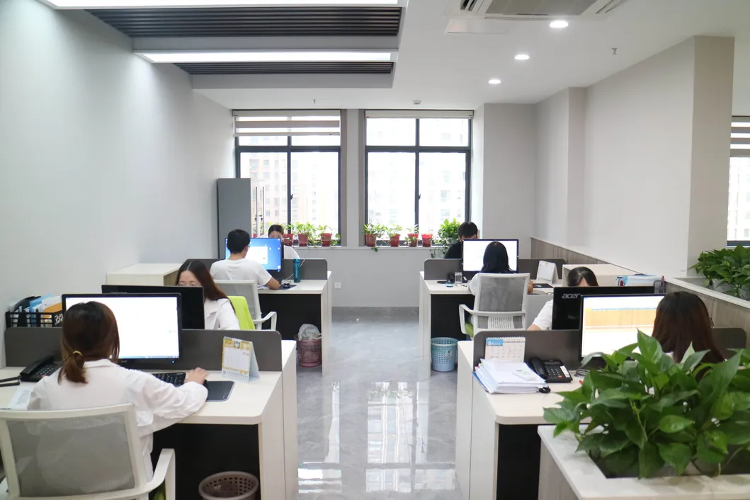 99.99% White TiO2 Titanium Dioxide Sinter Granule