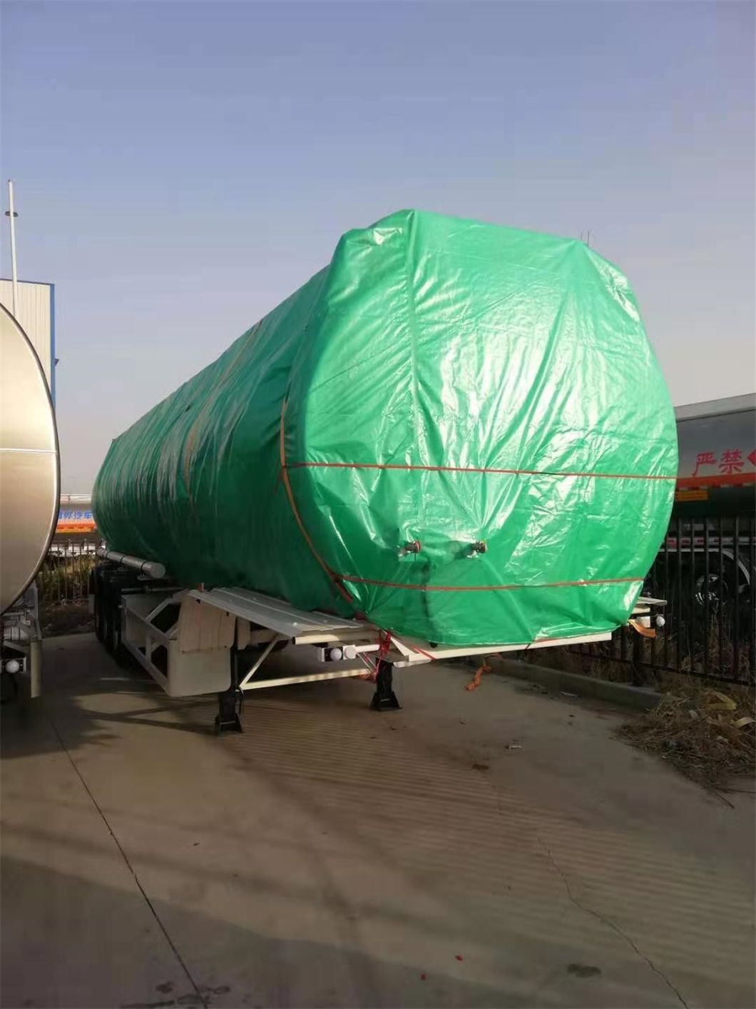 Hot Sale 40m3 Oil Tank Trailer 35000L-40000L Fuel Tank Truck Trailer Oil Tanker Trailers