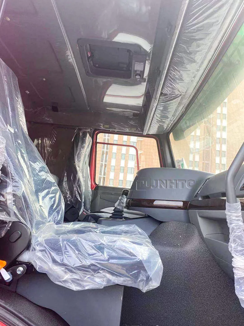 HOWO 8X4 371HP Dump Removable Cargo Box Flatbed Tray Tipper Truck