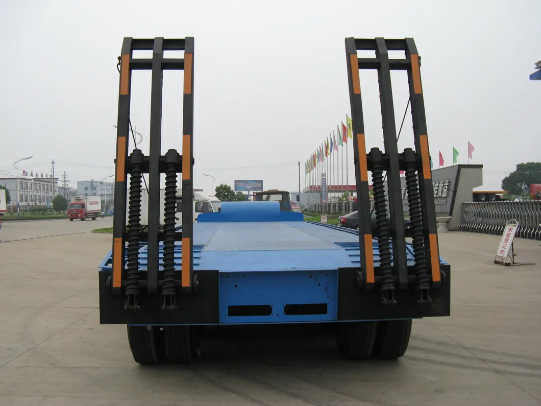 Machinery Carrier Sinotruk 3 Axle Low Bed Trailer