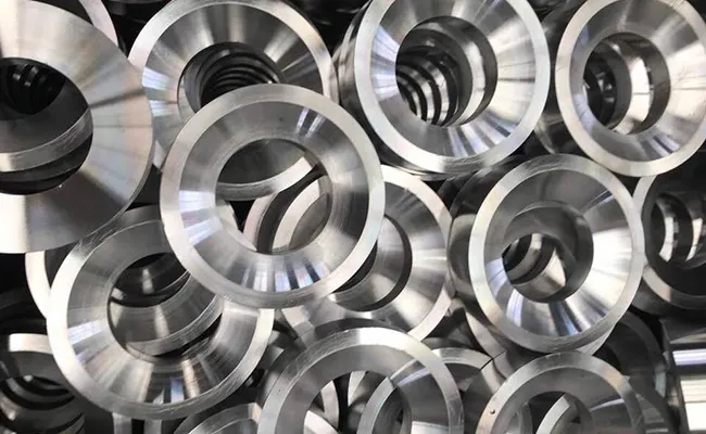 SS304 SS316 DIN6921 M8-M24 Flanged Hexagon Head Bolts Screw Fastener