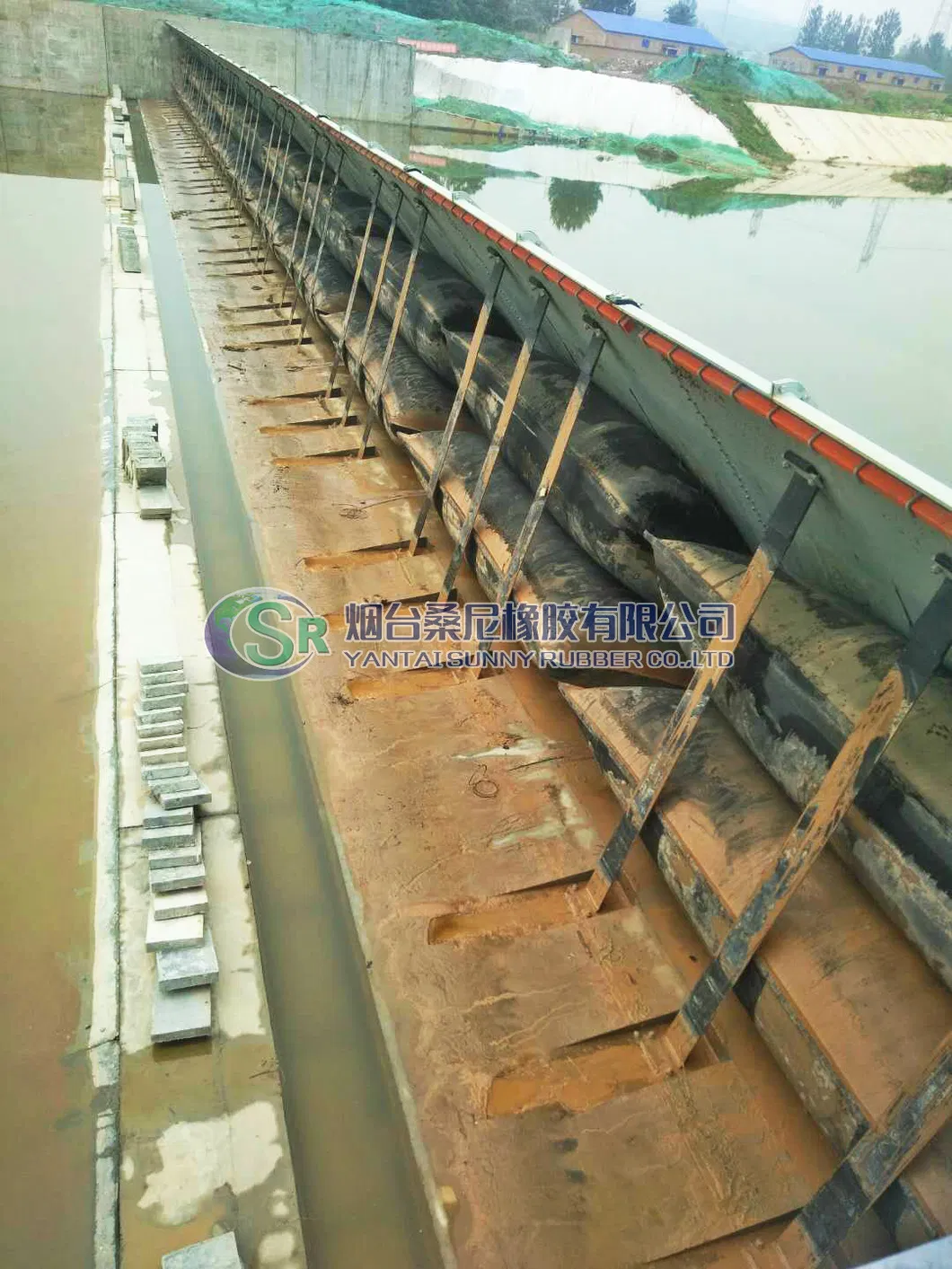 Steel Gate Dam with EPDM Air Bladder