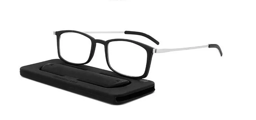 Ultra Light Ultra Thin Reading Glasses Can Stick on The Phone for Men and Women HD Reading Books Reading Newspapers Anti Blue Light Can Stick on The Phone